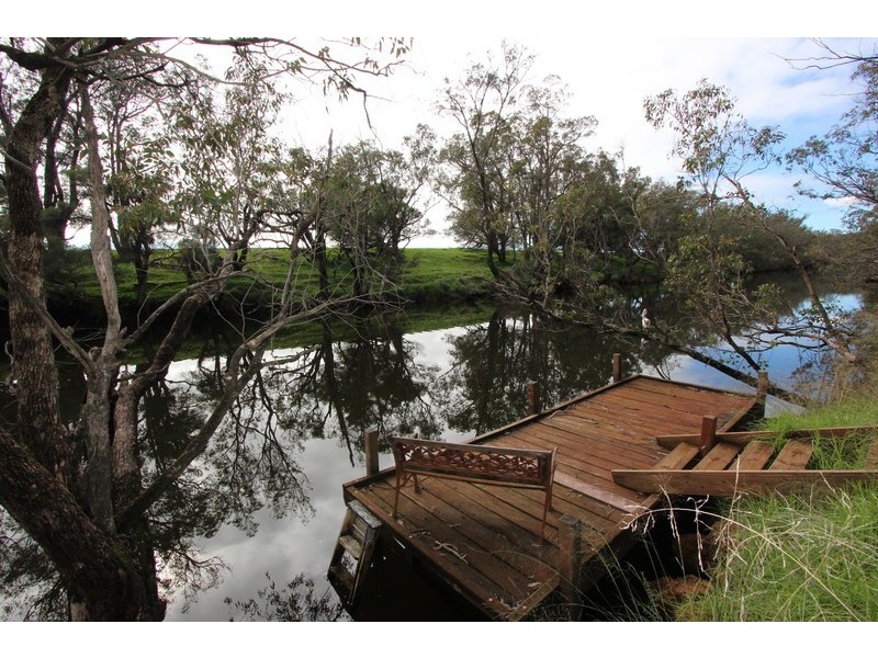 49 James Street, Pinjarra WA 6208