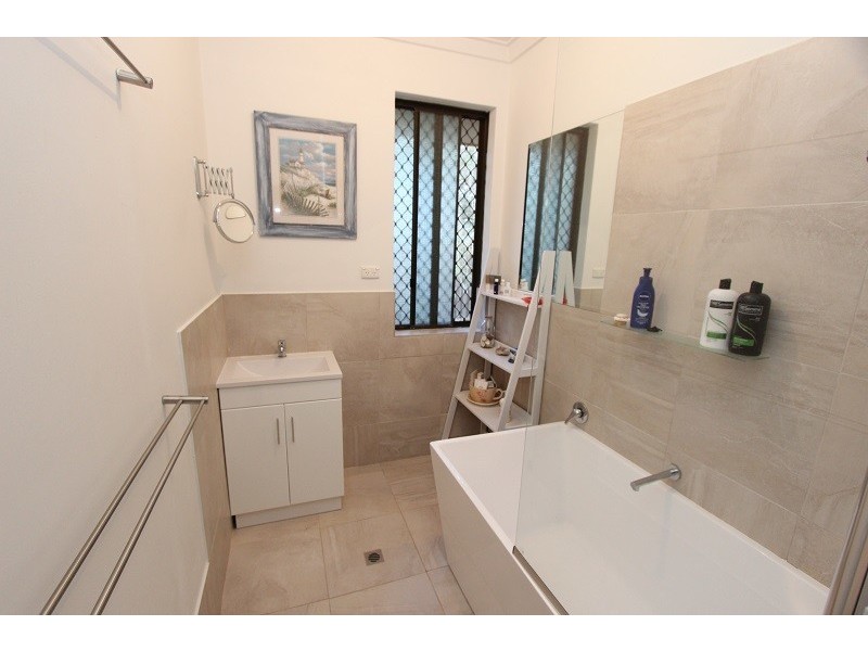 49 James Street, Pinjarra WA 6208