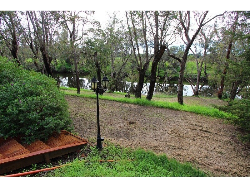 49 James Street, Pinjarra WA 6208