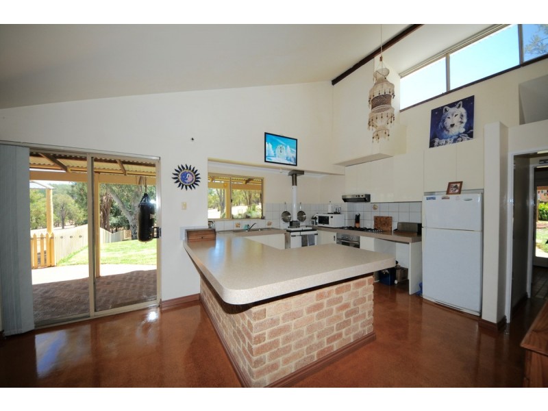 2905 Needham Road, Wooroloo WA 6558