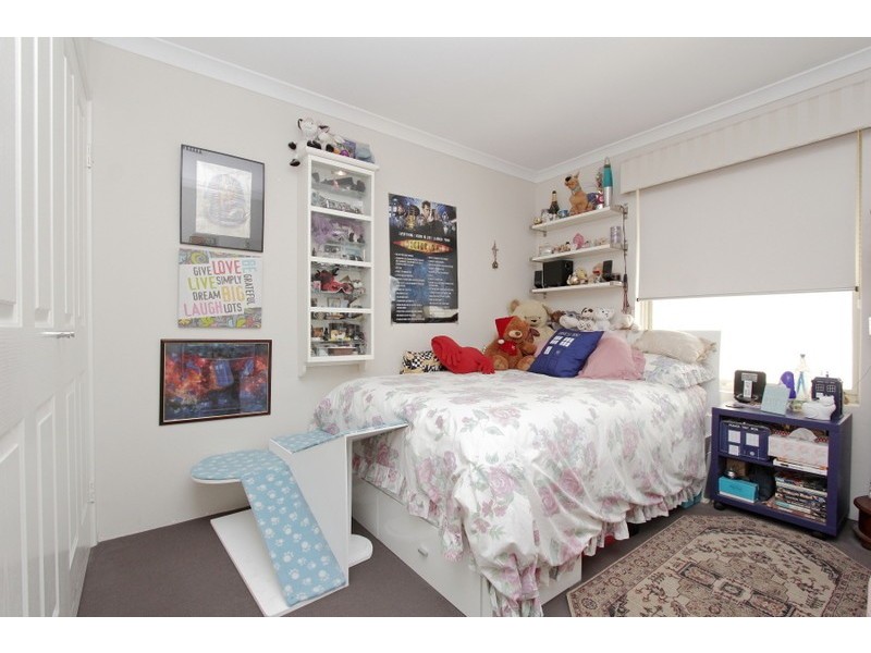 16 Gladman Pass, Ellenbrook WA 6069