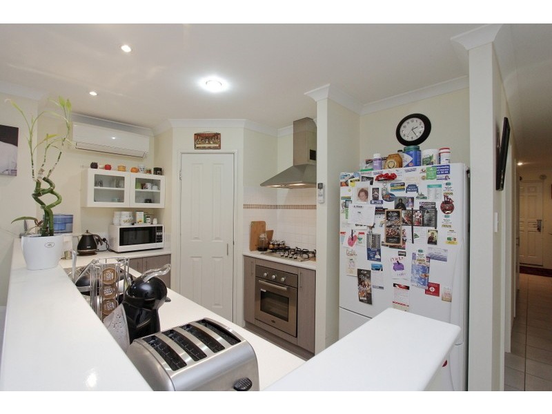 16 Gladman Pass, Ellenbrook WA 6069