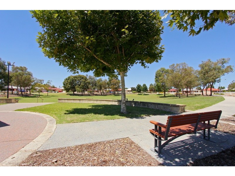 16 Gladman Pass, Ellenbrook WA 6069