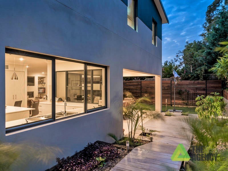 5/18 Heath Road, Kalamunda WA 6076