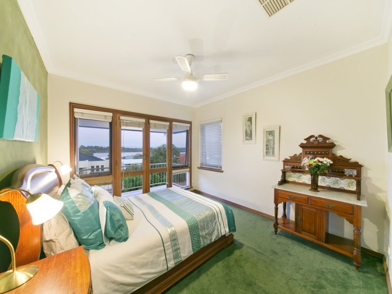 13 River View Terrace, Mount Pleasant WA 6153