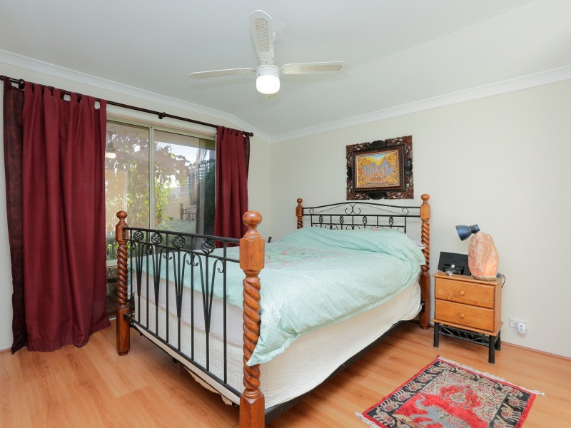 4 Mclean Road, Canning Vale WA 6155