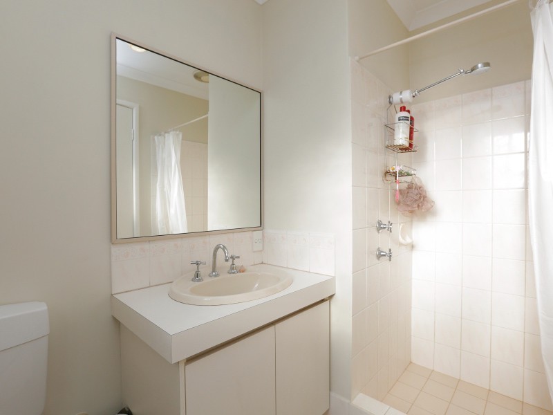 4 Mclean Road, Canning Vale WA 6155