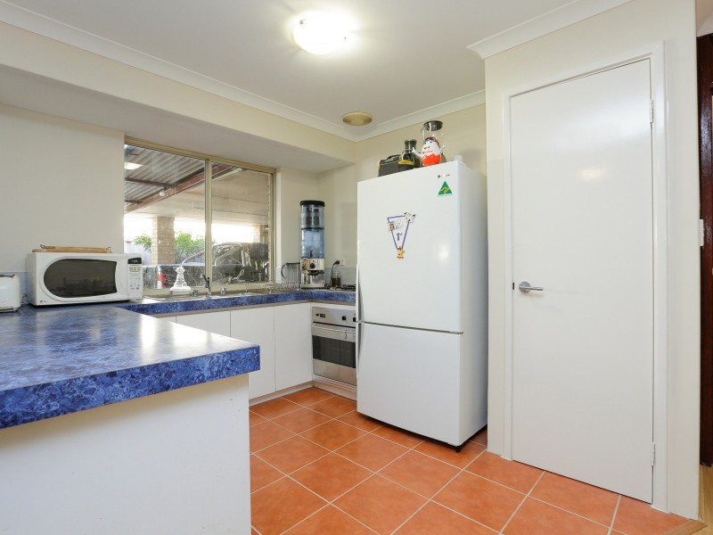 4 Mclean Road, Canning Vale WA 6155