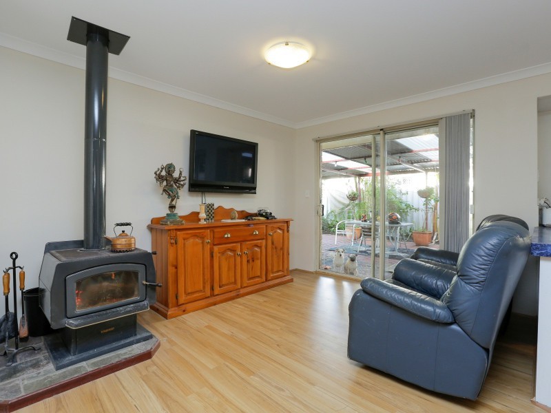 4 Mclean Road, Canning Vale WA 6155