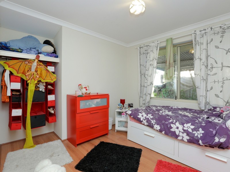 4 Mclean Road, Canning Vale WA 6155