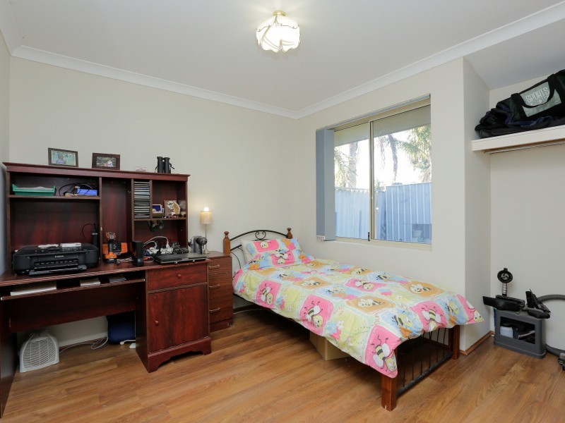 4 Mclean Road, Canning Vale WA 6155