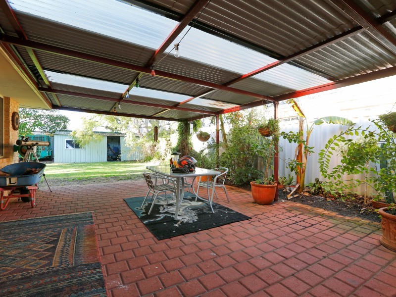 4 Mclean Road, Canning Vale WA 6155