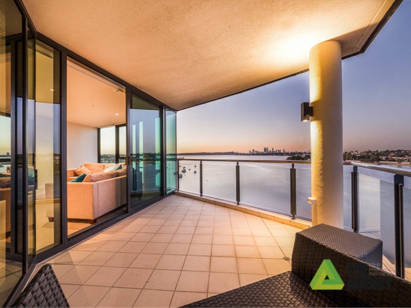 N701/70 Canning Beach Road, Applecross WA 6153