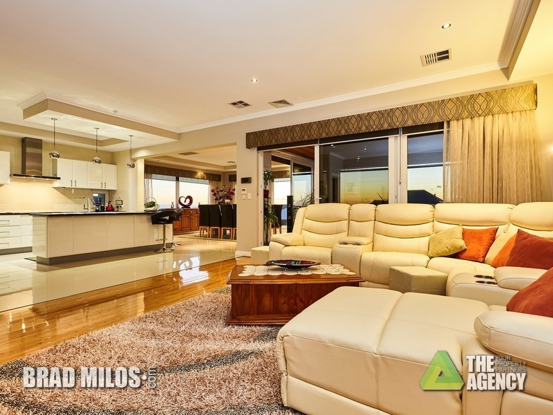 14 Patriot Link, North Coogee WA 6163