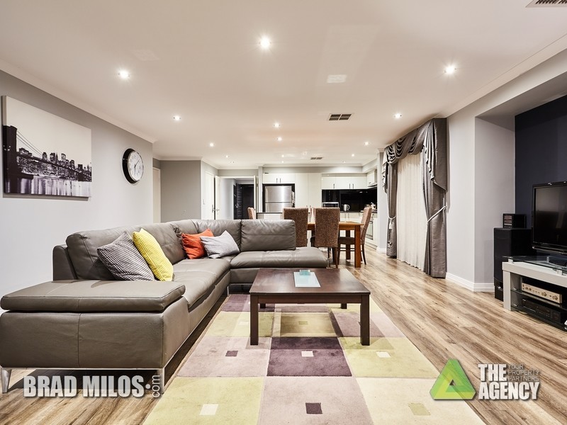 6/19 Apium Mews, Munster WA 6166