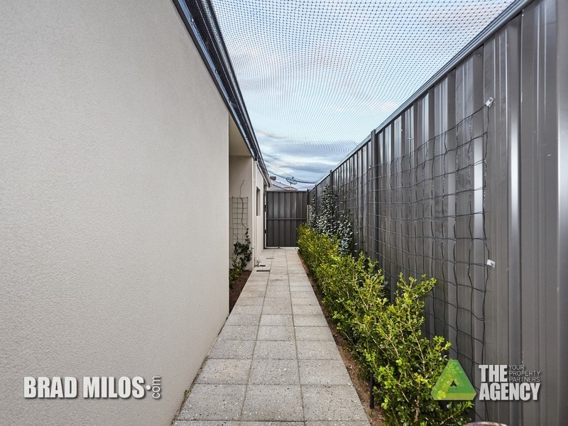 6/19 Apium Mews, Munster WA 6166