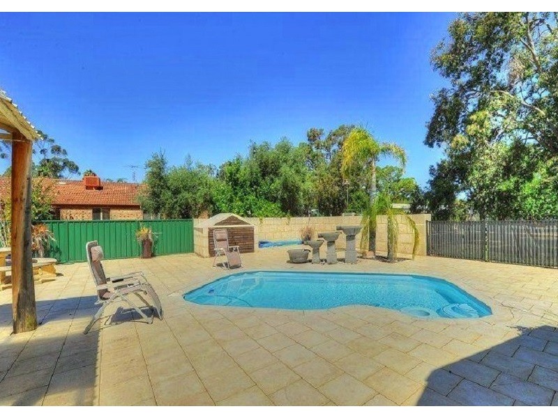 17 Pleasant Grove Circle, Falcon WA 6210