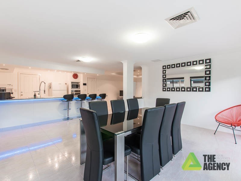 7 Mcnamara Place, Marangaroo WA 6064