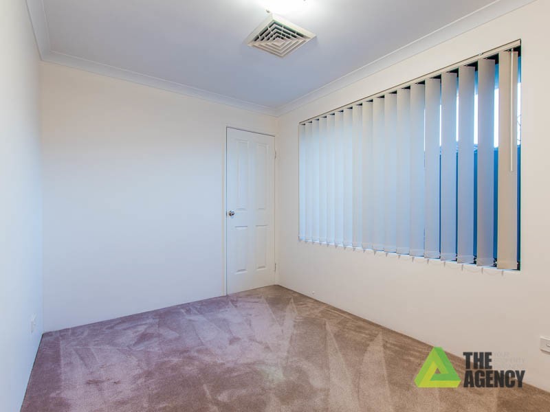 7 Mcnamara Place, Marangaroo WA 6064