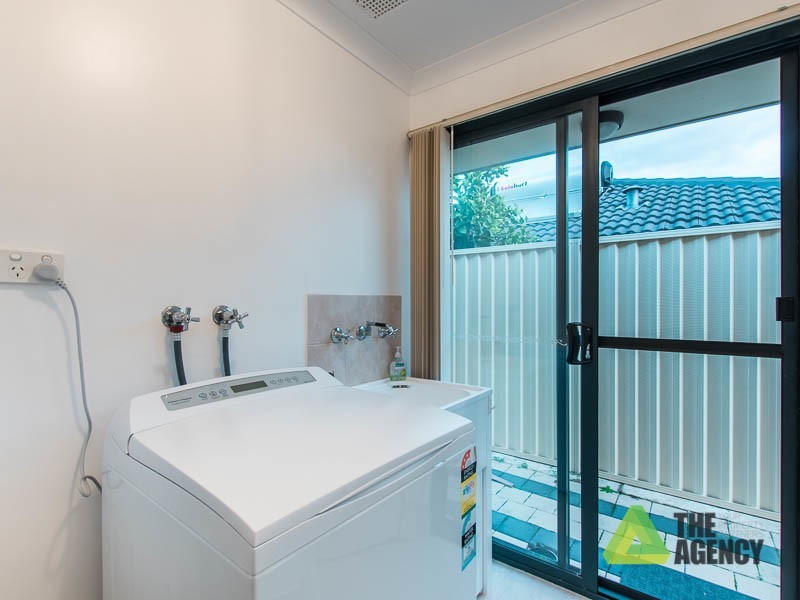 7 Mcnamara Place, Marangaroo WA 6064