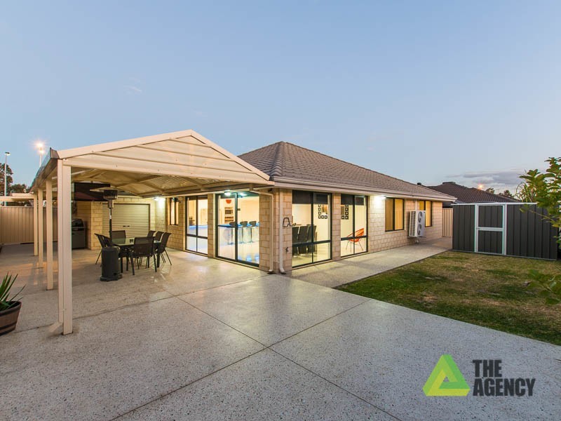 7 Mcnamara Place, Marangaroo WA 6064