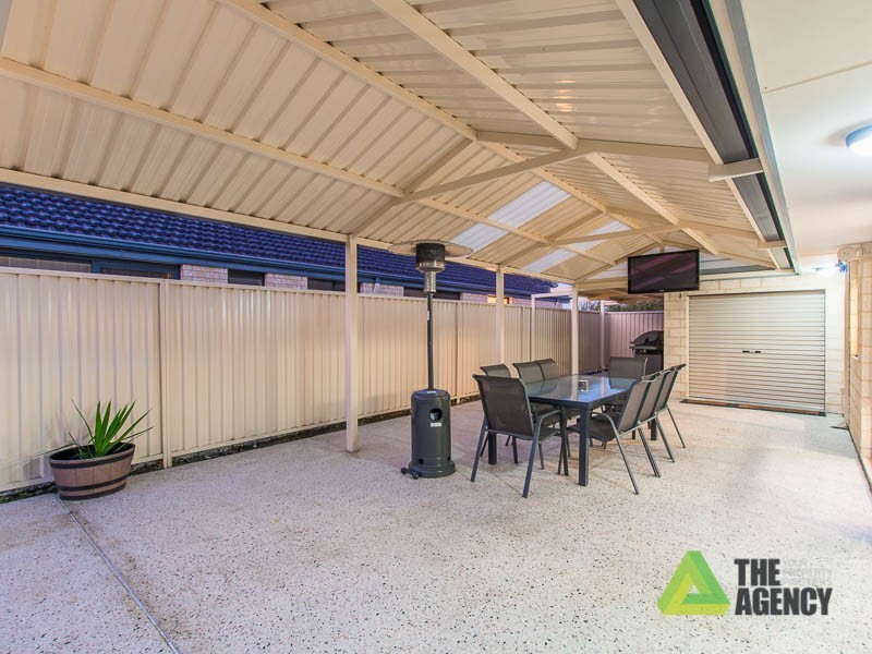 7 Mcnamara Place, Marangaroo WA 6064