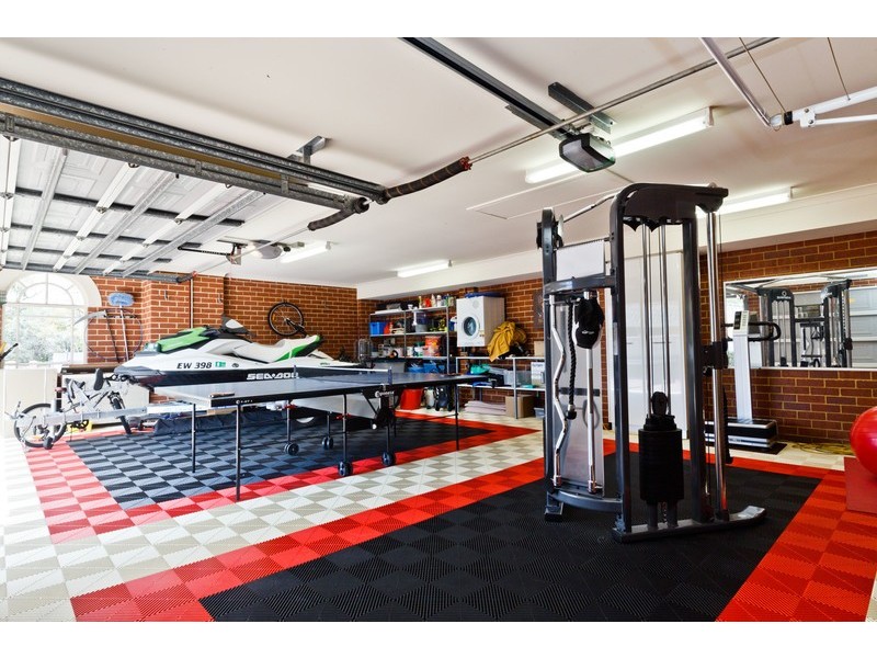 5B View Road, Mount Pleasant WA 6153