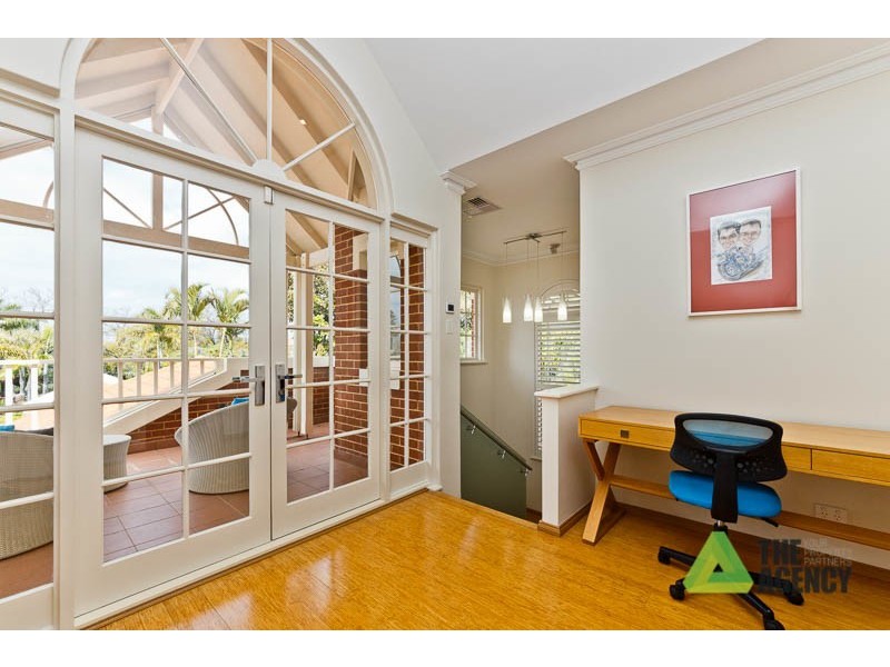 5B View Road, Mount Pleasant WA 6153