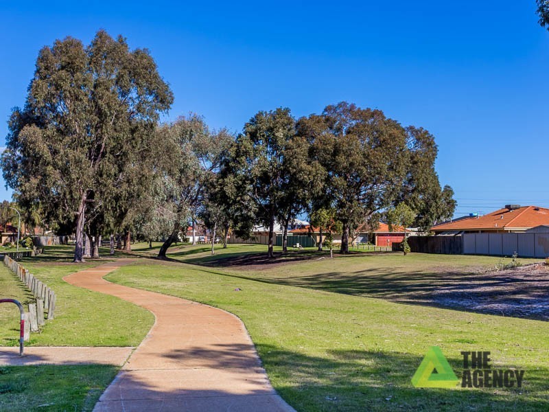 58 Cassowary Drive, Ballajura WA 6066