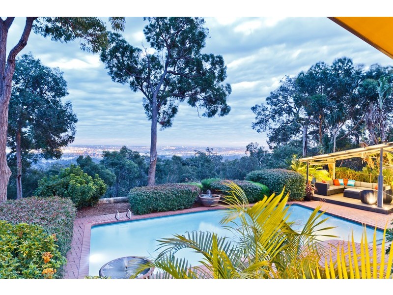 37 Brine Road, Kalamunda WA 6076