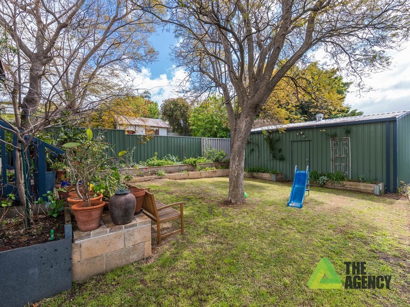 51 Roberts Street, Bayswater WA 6053