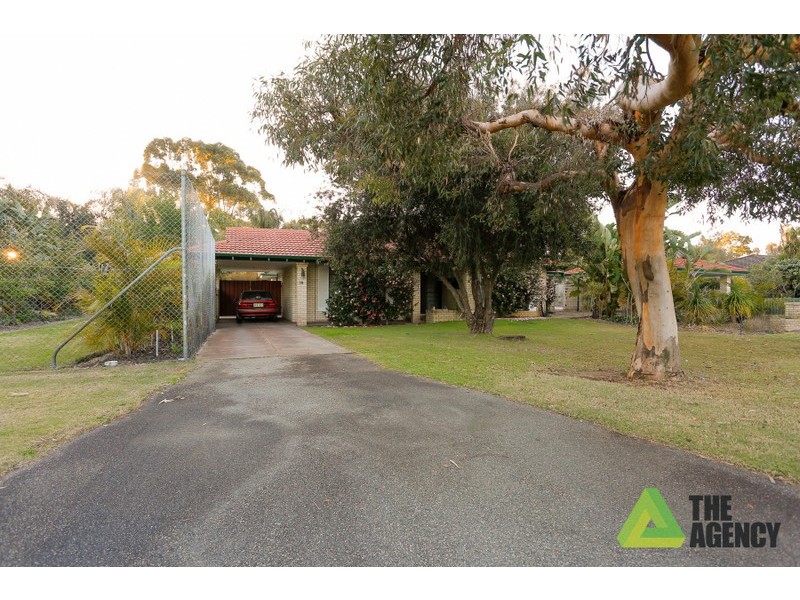 38 Battersea Road, Canning Vale WA 6155