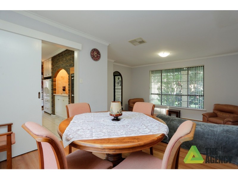 38 Battersea Road, Canning Vale WA 6155