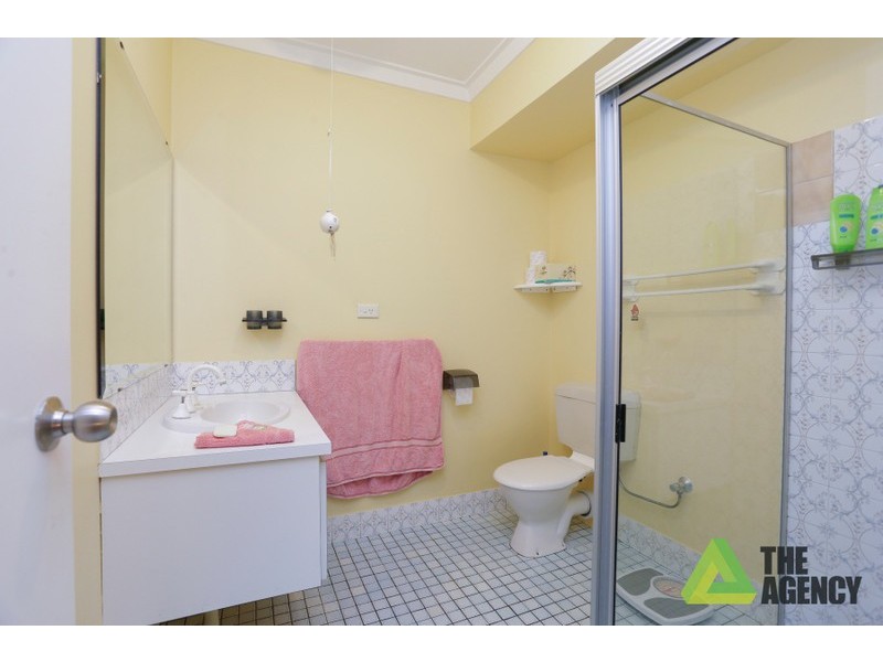 38 Battersea Road, Canning Vale WA 6155