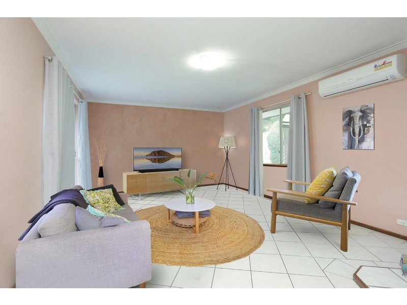 38 Battersea Road, Canning Vale WA 6155