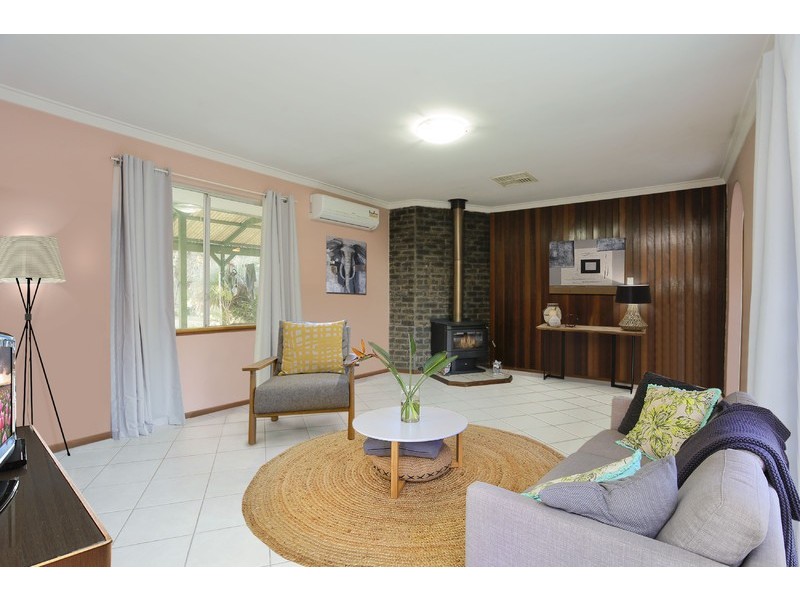 38 Battersea Road, Canning Vale WA 6155