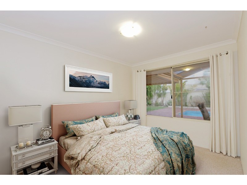 32 Bennett Drive, Canning Vale WA 6155