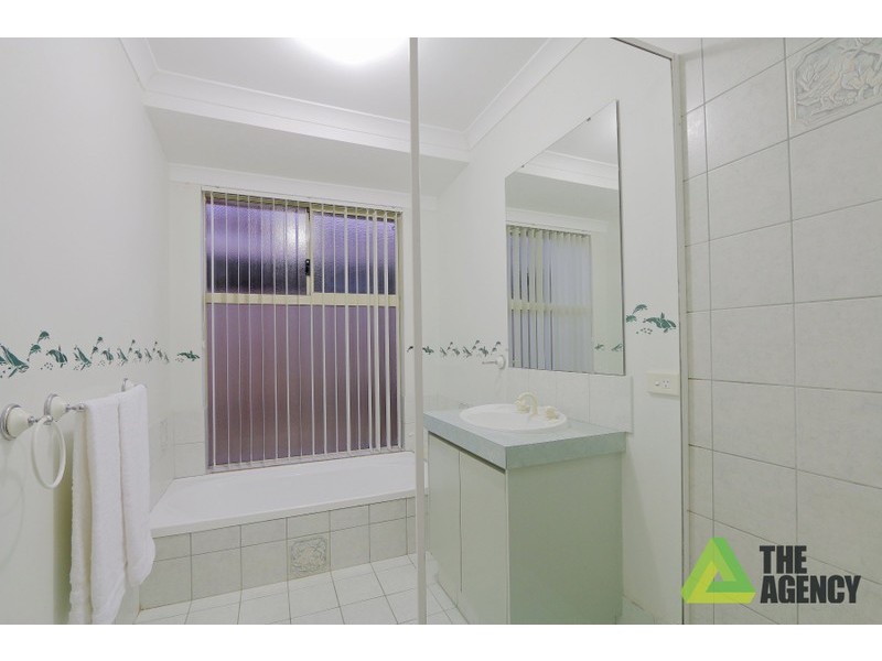 32 Bennett Drive, Canning Vale WA 6155