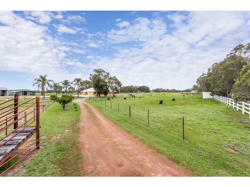 106 William Street, Herne Hill WA 6056