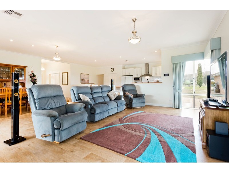 106 William Street, Herne Hill WA 6056