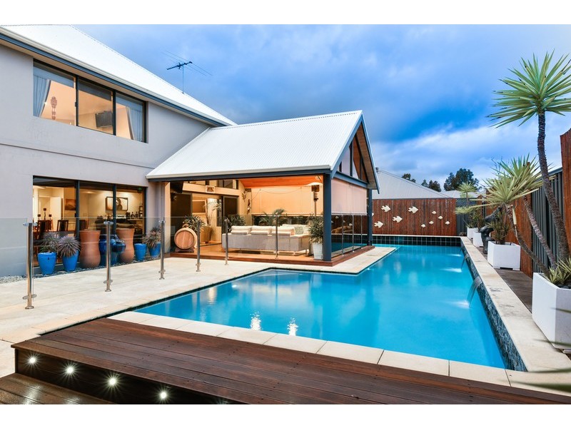 151 Wright Road, Harrisdale WA 6112