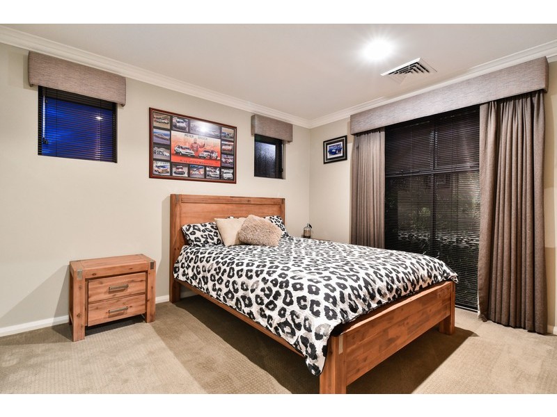 151 Wright Road, Harrisdale WA 6112