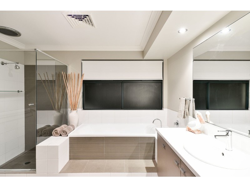 151 Wright Road, Harrisdale WA 6112