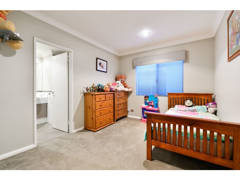 151 Wright Road, Harrisdale WA 6112