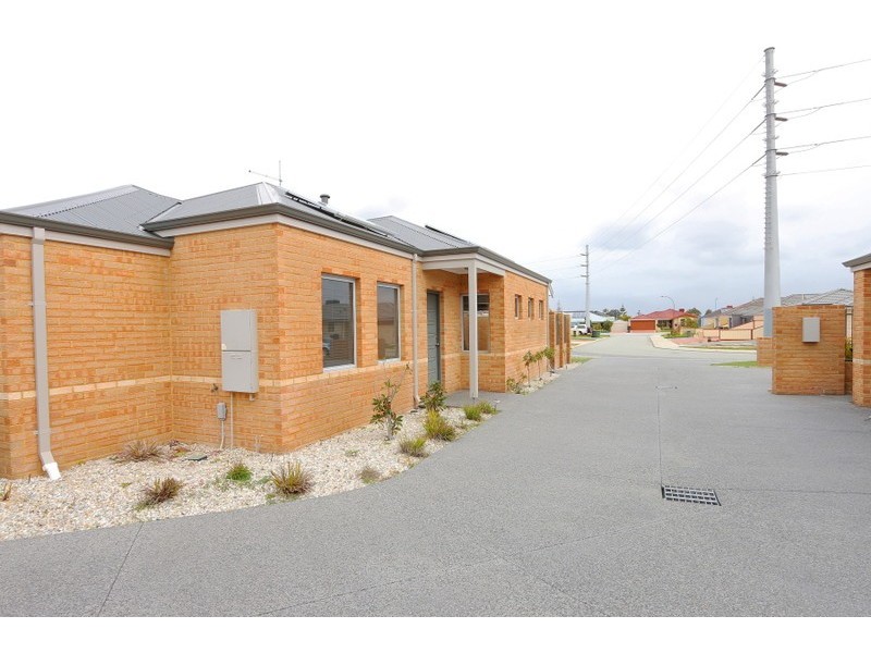 7/18 Flynn Street, Canning Vale WA 6155