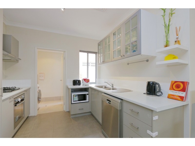 7/18 Flynn Street, Canning Vale WA 6155