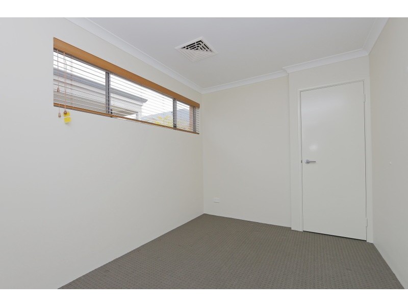 7/18 Flynn Street, Canning Vale WA 6155