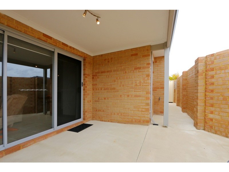 7/18 Flynn Street, Canning Vale WA 6155