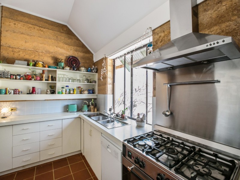 309 Foxton Drive, Oakford WA 6121