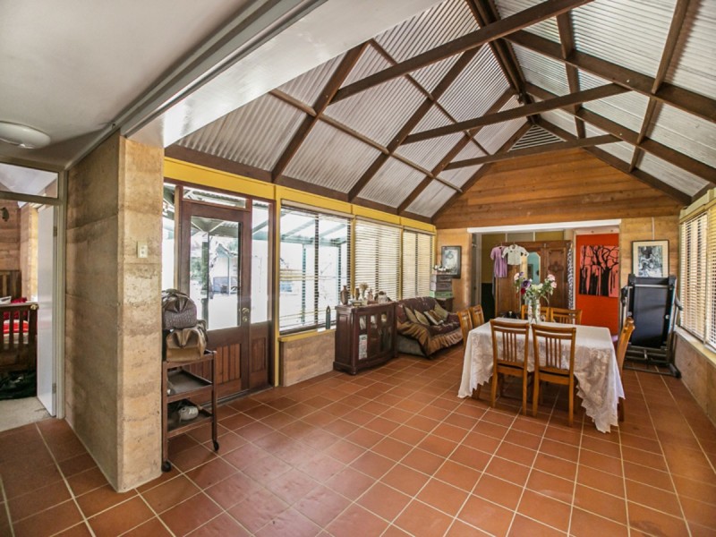 309 Foxton Drive, Oakford WA 6121